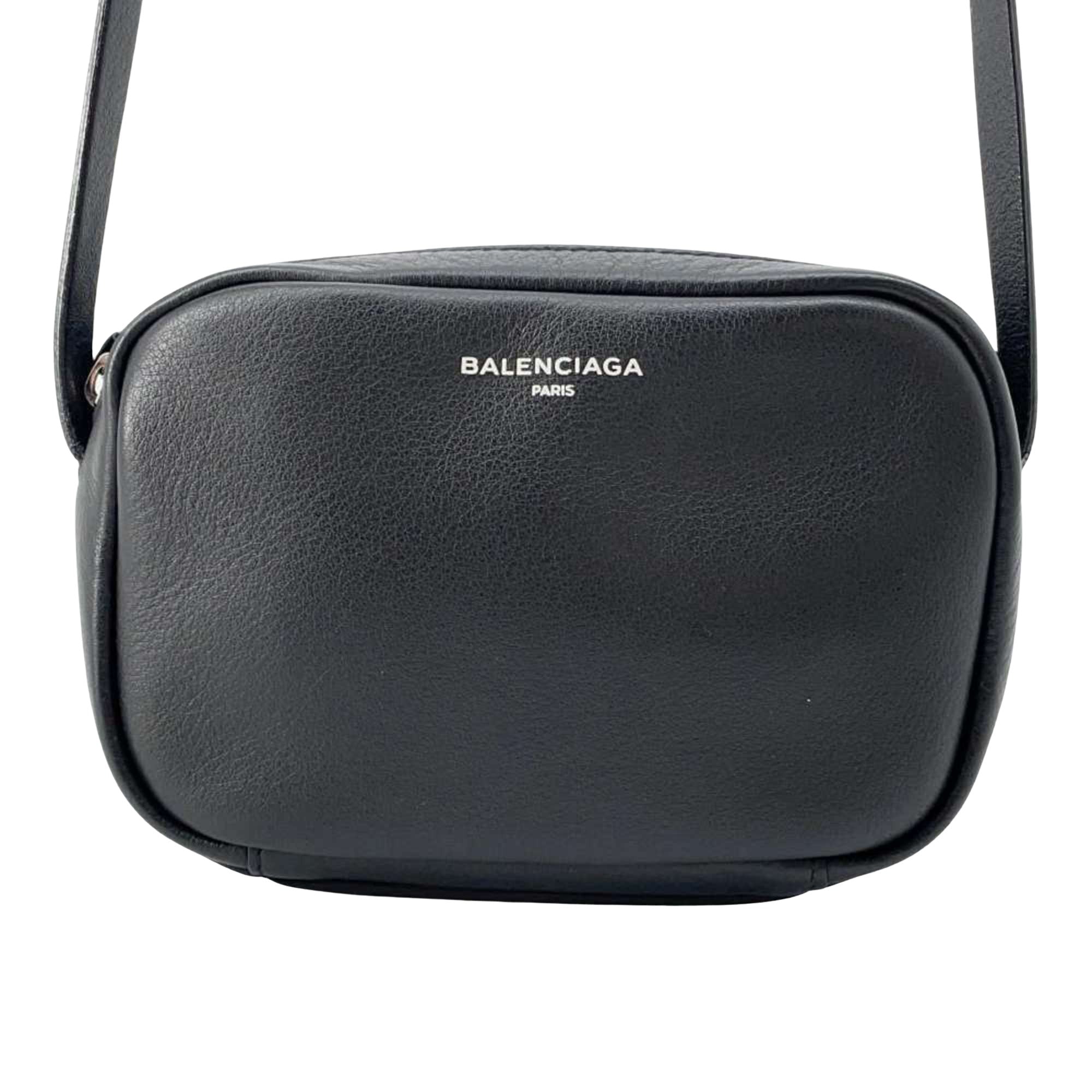 Balenciaga Shoulder Bag – front view