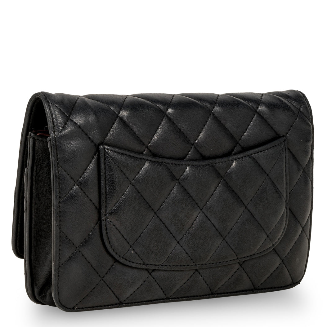 Classic Wallet on Chain – Lambskin